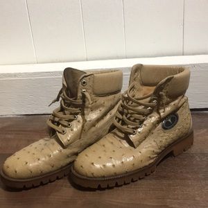 Premium Ostrich Leather boots, hand made in Italy!
